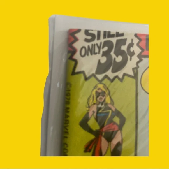 Ms. Marvel Comic Book - Picture 2 of 5